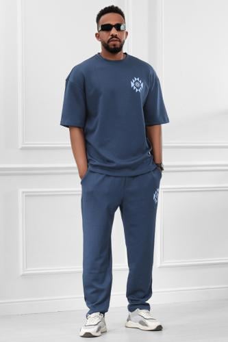 طقم رجالي صيفي كاجوال اوفر سايز مكون من تيشرت و بن...