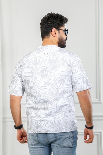 تيشرت رجالي بأكمام قصيرة وياقة دائرية مزين بطبعة M...