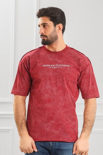 تيشرت رجالي أوفر سايز-مغسول مزين بطبعة بأحرف صغيرة...