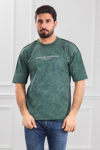 تيشرت رجالي أوفر سايز-مغسول مزين بطبعة بأحرف صغيرة...