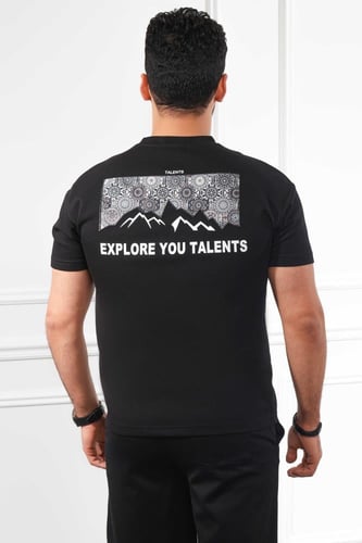 تيشرت رجالي اوفر سايز مزين بطبعة بشكل جبل على الظه...