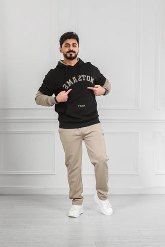 طقم رجالي شتوي دبل كاب بجيب على التيشرت