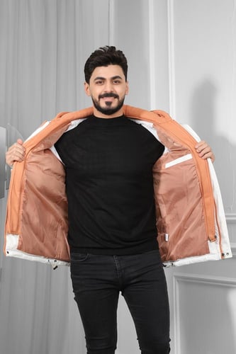 جاكيت رجالي شتوي منفوخ ومبطن بقبعة قطنية وخطوط على...