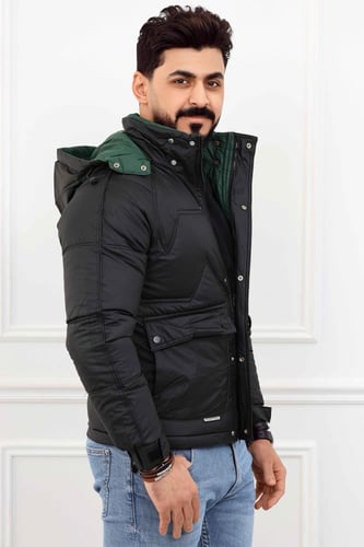 جاكيت رجالي شتوي مع غطاء رأس وأزرار إغلاق معدنية