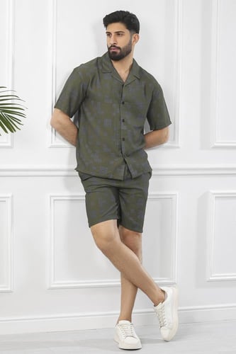 طقم رجالي بحري شورت بنقشات مربعة وأكمام متوسطة الط...