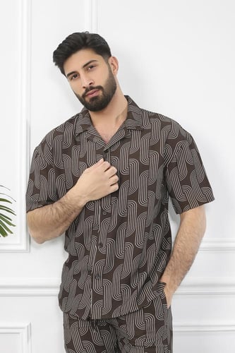 طقم رجالي بحري طويل بنقشات مختلفة طولية وأكمام قصي...