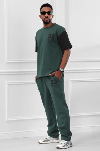 طقم رجالي صيفي كاجوال اوفر سايز مكون من تيشرت بطبع...