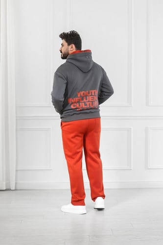 طقم رجالي شتوي دبل كاب فرو بلونين وكتابة على التيش...