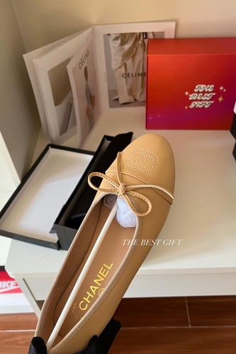 chanel flat - beige
