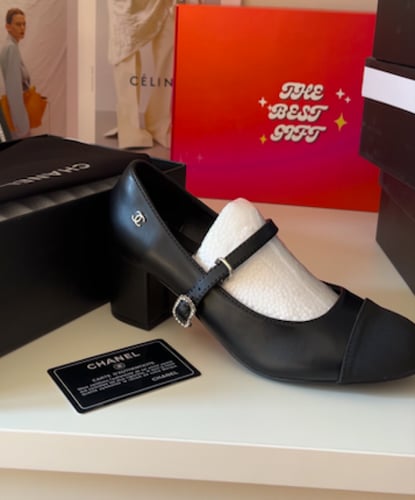 chanel heels - black