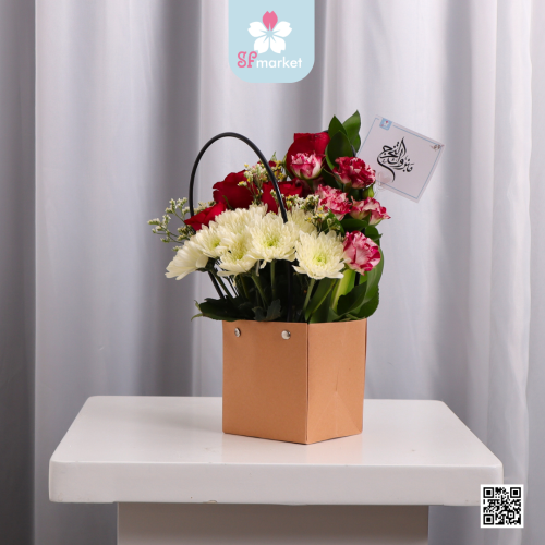 باقة ورد طبيعي كيس أحمر NF055