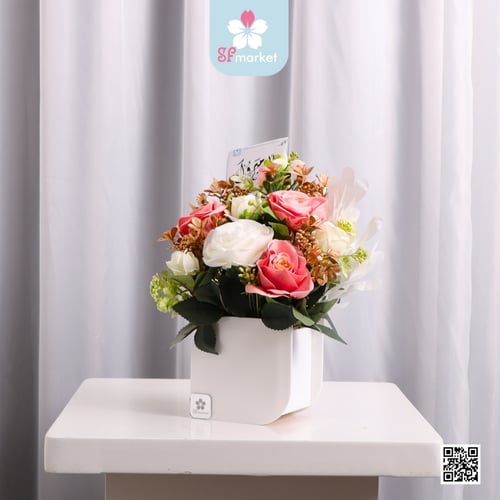 باقة ورد صناعي ريش AF065