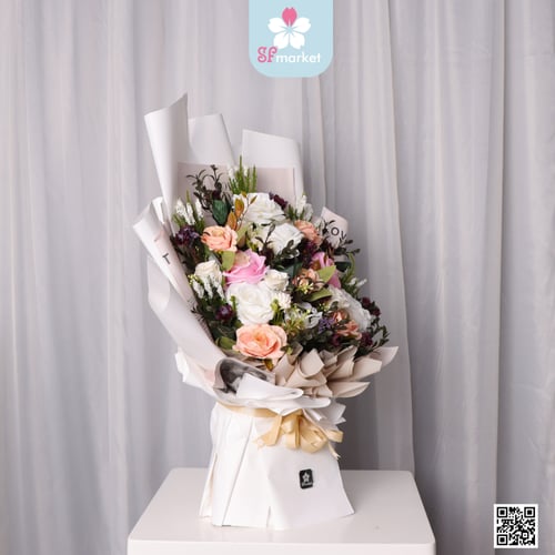 باقة ورد صناعي AF053