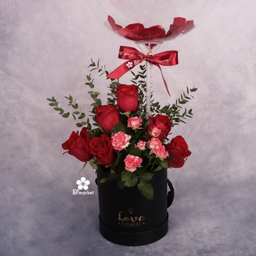 باقة ورد على شكل منطاد مع العبارة NF020