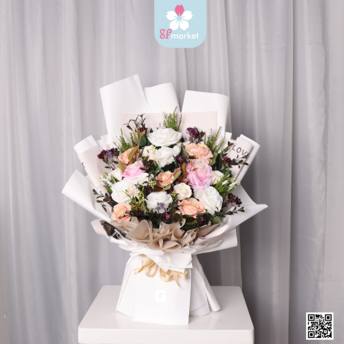 باقة ورد صناعي AF053