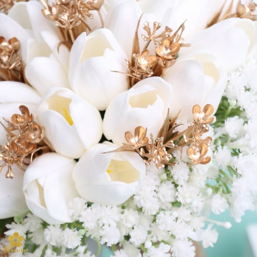 مسكة عروس ورد صناعي M1173