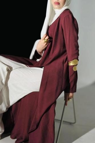 طقم نسائي من قطعتين