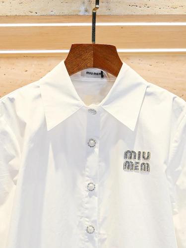 قميص نسائي أنيق