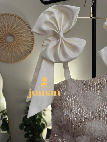 فستان سهرة بيج بفيونكة علئ الكتف