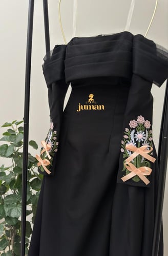 فستان اسود ميد كسرات