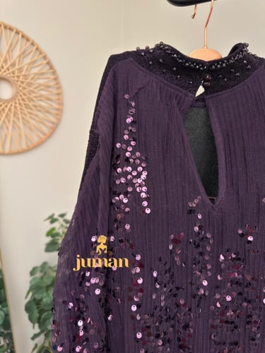 فستان عنابي سهره