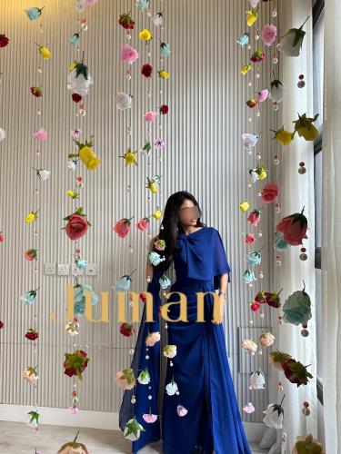 فستان ازرق ناعم كسرات من الخصر