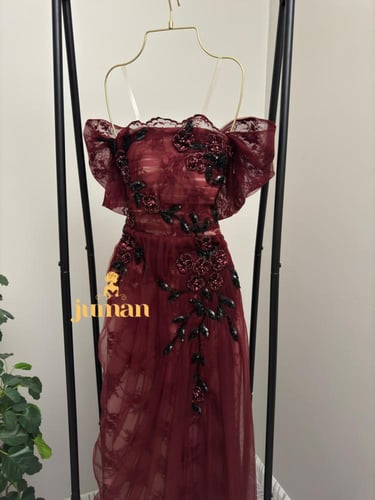 فستان عودي انيق