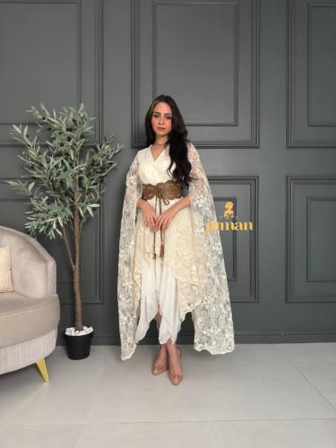 فستان عيد فخم باكمام دانتيل