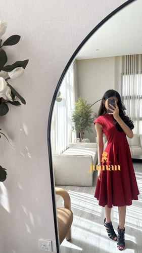 فستان احمر قصير ناعمر