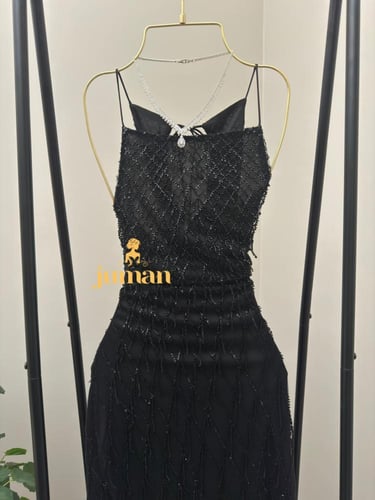 فستان اسود سهره