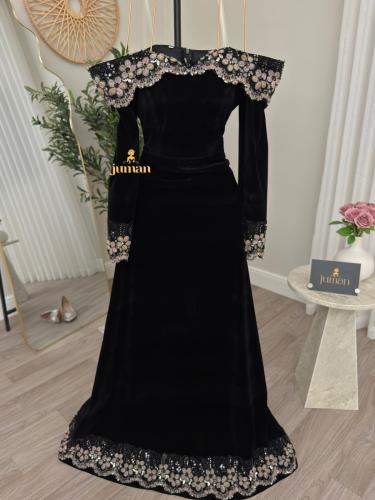 فستان مخمل طويل انيق تطريز بيج