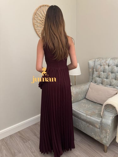 فستان عنابي انيق