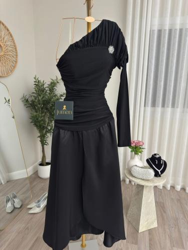 فستان اسود ناعم كم كسرات