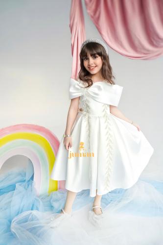 فستان بناتي ابيض