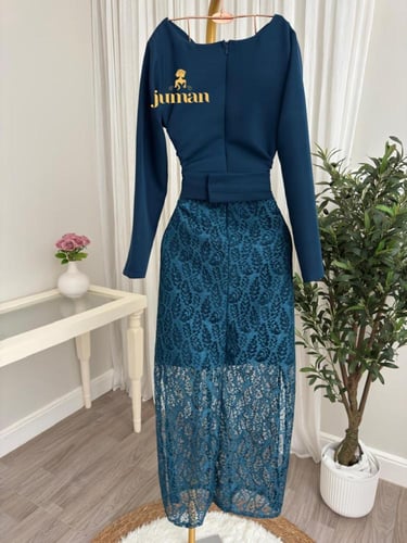 ‏فستان نيلي طويل