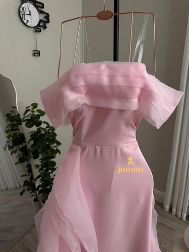 فستان سهره بيبي بينك بذيل جذاب