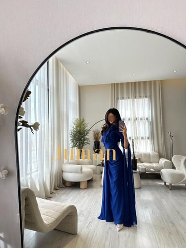 فستان ازرق ناعم كسرات من الخصر