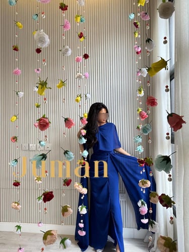 فستان ازرق ناعم كسرات من الخصر