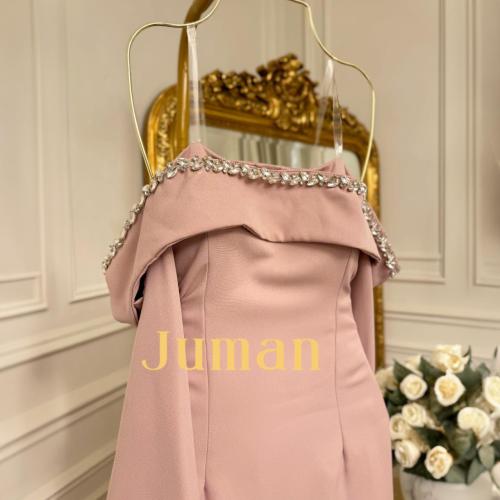 فستان باربي اكسسوار ع الصدر والاكمام