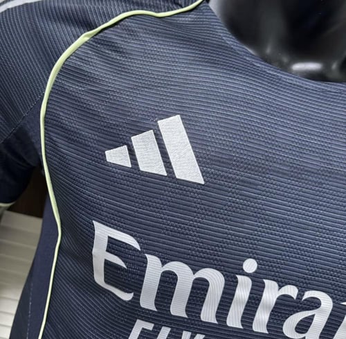 تيشيرت ريال مدريد الثاني نسخة الاعبين 2025-2026