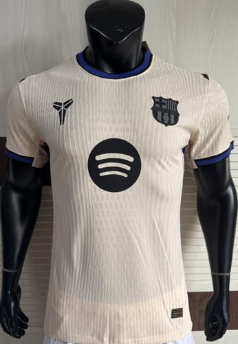 تيشيرت برشلونة الثالث نسخة الاعبين 2025-2026