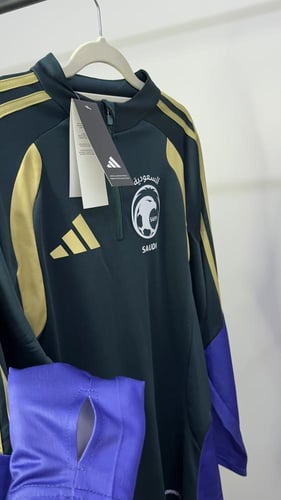 سويتر- تمارين المنتخب