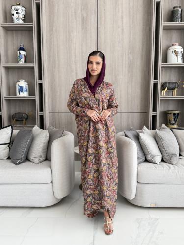 Linen abaya with floral pattern and purple headscarf