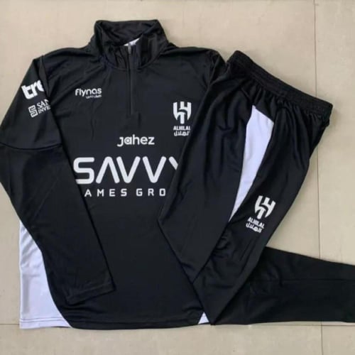 طقم الهلال الأحمر