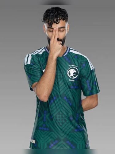 تيشرت المنتخب السعودي الاخضر