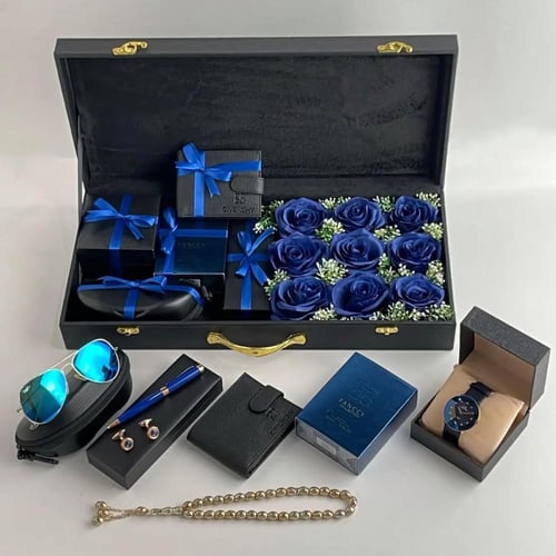 بوكس الإكسسوارات الرجالي بالورد – هدية تعبّر عن مش...