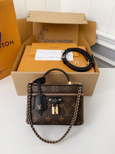 LV bag 18cm
