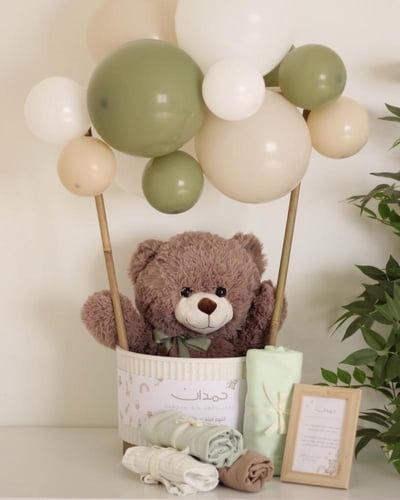 هدية مواليد منطاد فاخرة