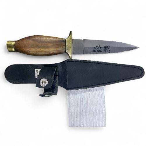 خوجة مشد تلبس بالذراع