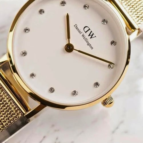 ساعة دانيال ولينغتون بيتي لومين كوارتز نسائية - DW...